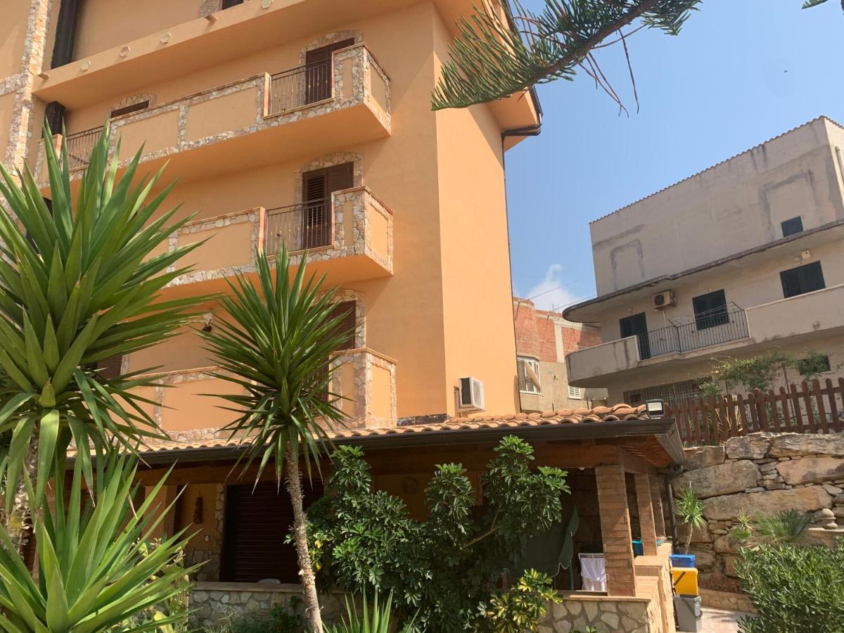 Appartamenti سيكوليانا المظهر الخارجي الصورة